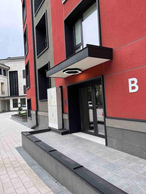 7Mins City Garden And Center+P Plovdiv Bagian luar foto
